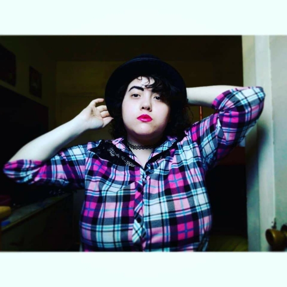 EYE CANDY! β€ Flannel Pink Top button down 2Xl - Picture 10 of 14